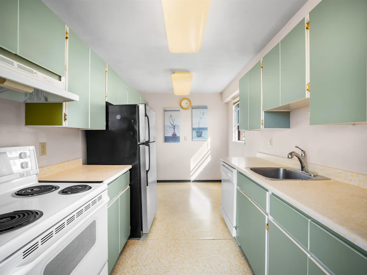 1310-6631 Minoru Boulevard, Richmond, BC, V6Y 1Z1 - 10