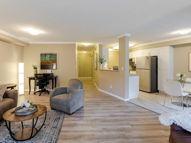 210-15150 29a Avenue, Surrey, BC, V4P 3B1 - 10