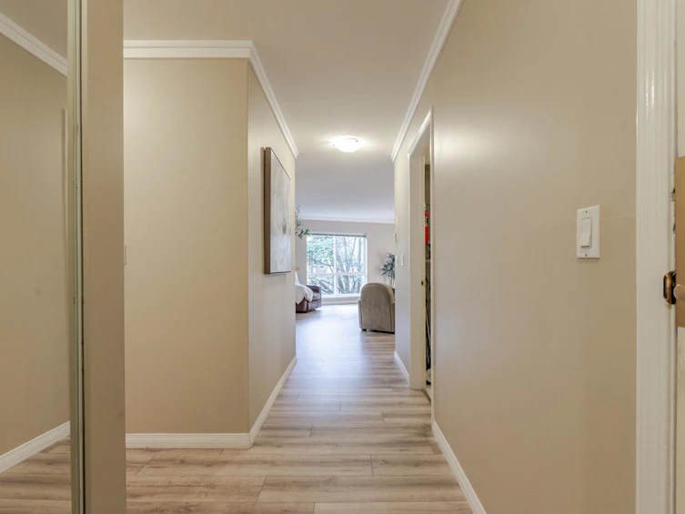 210-15150 29a Avenue, Surrey, BC, V4P 3B1 - 5