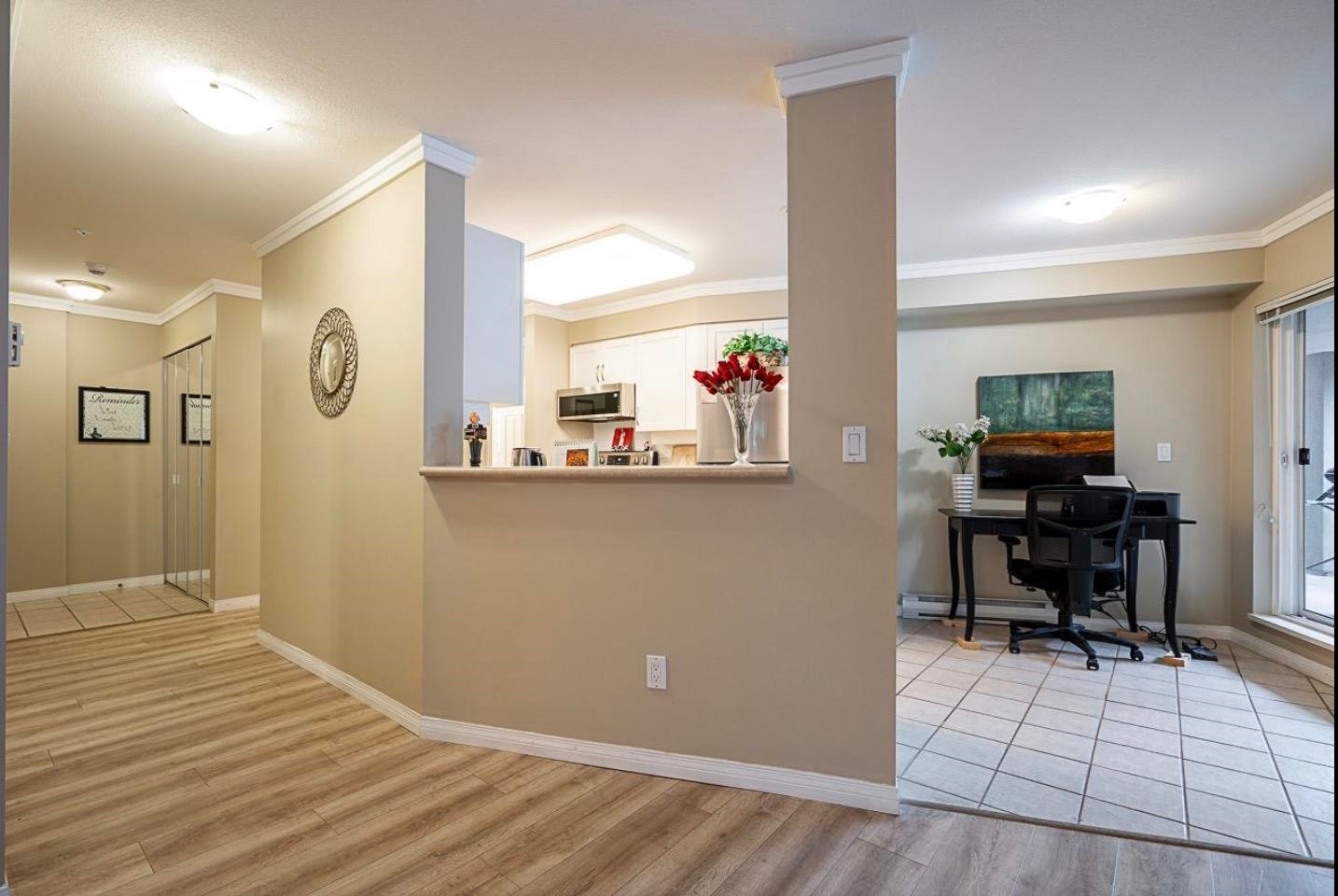 210-15150 29a Avenue, Surrey, BC, V4P 3B1 - 4