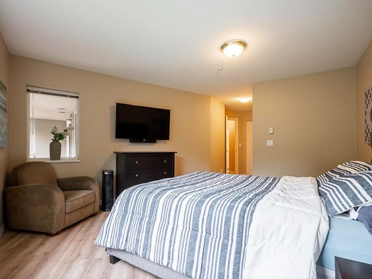 210-15150 29a Avenue, Surrey, BC, V4P 3B1 - 18