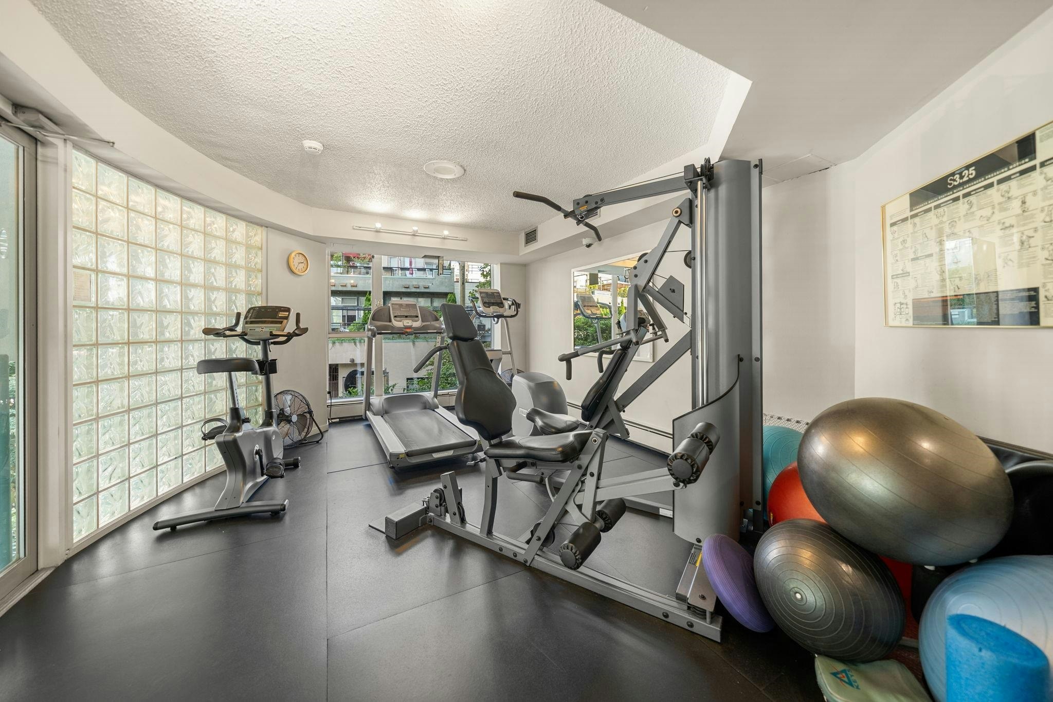 1201-120 W 2nd Street, North Vancouver, BC, V7M 1C3 - 31