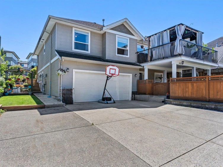 34251 King Road, Abbotsford, BC, V2S 7N2 - 36