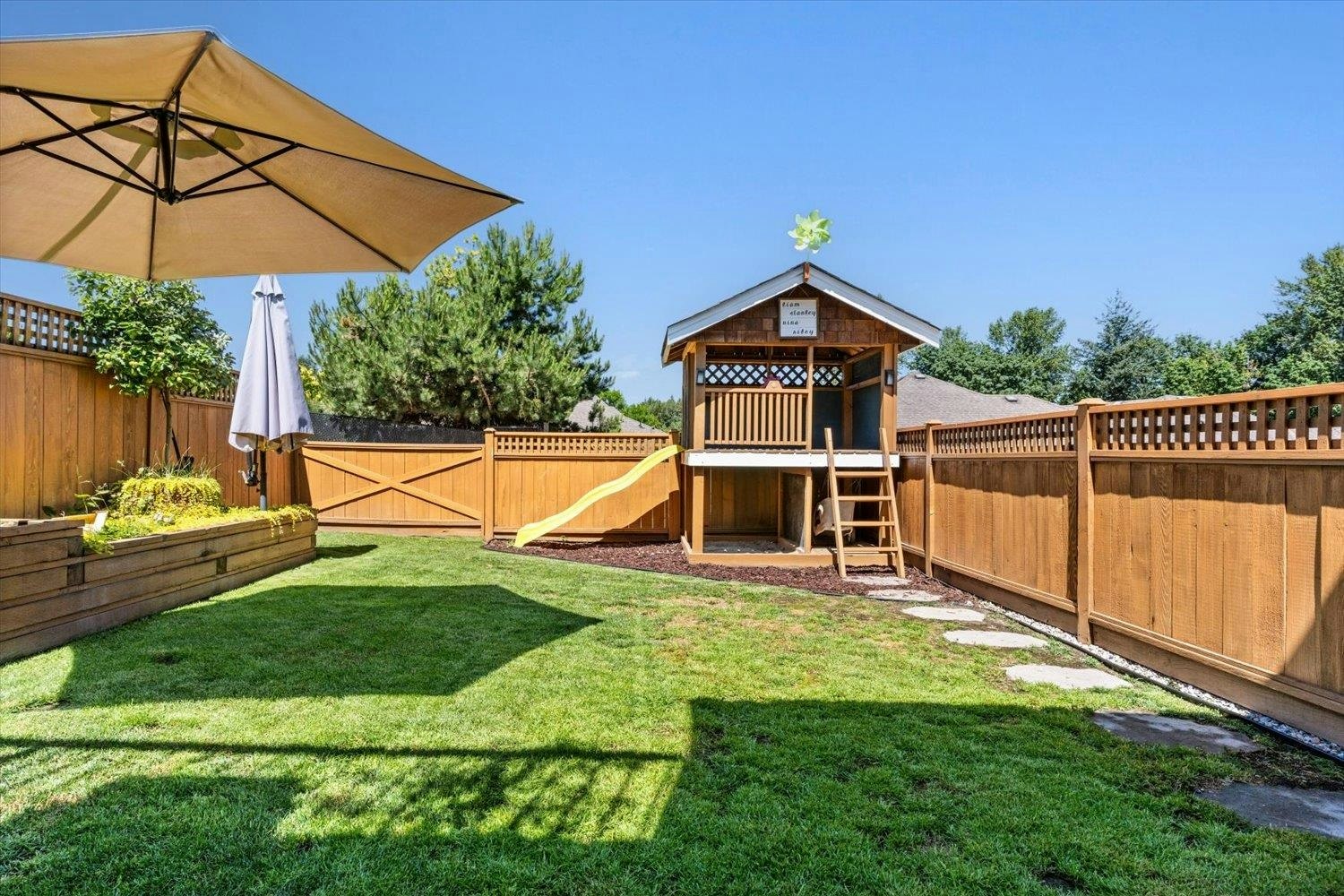 34251 King Road, Abbotsford, BC, V2S 7N2 - 35