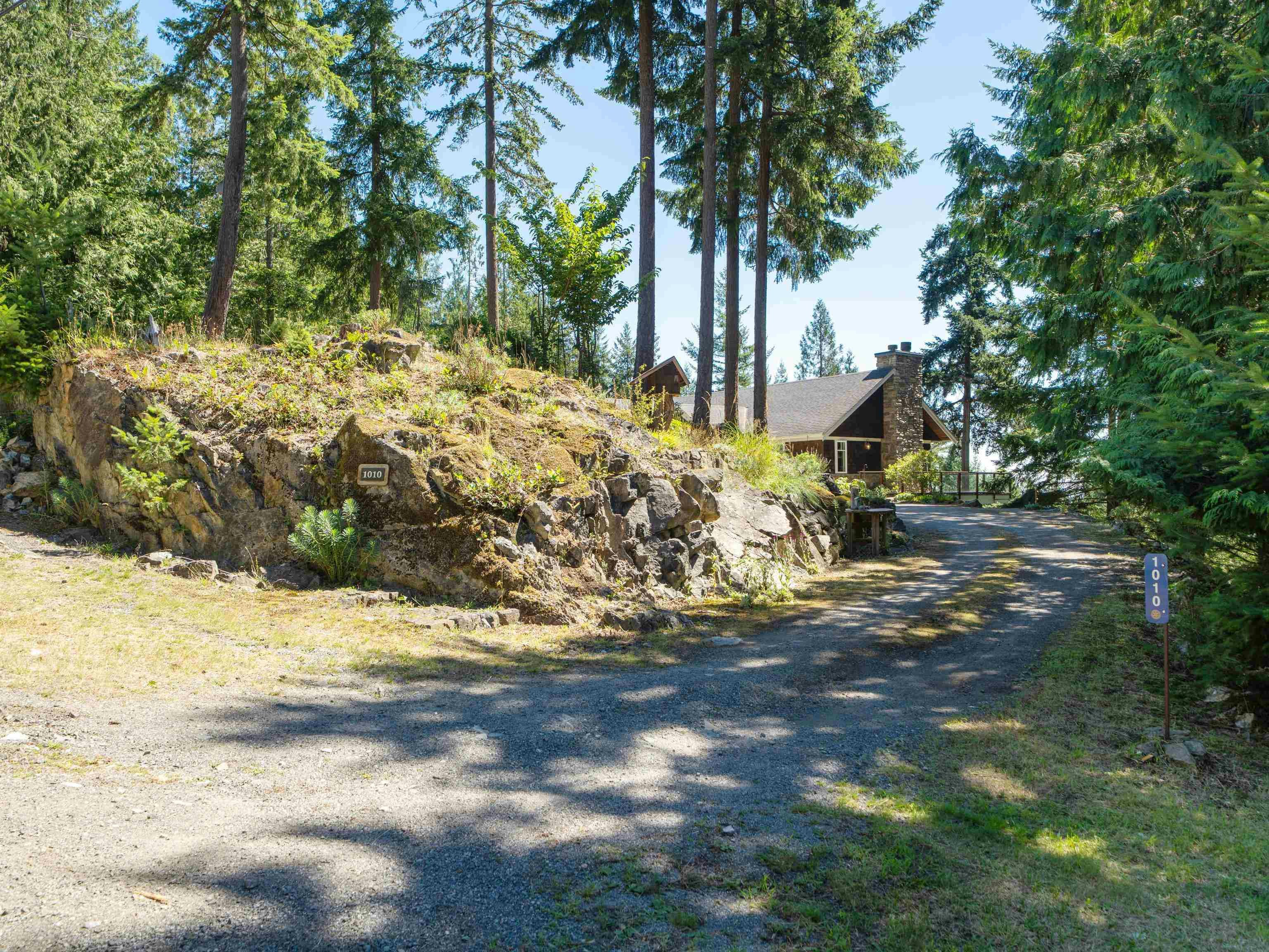 1010 Cowan Point Drive - 2