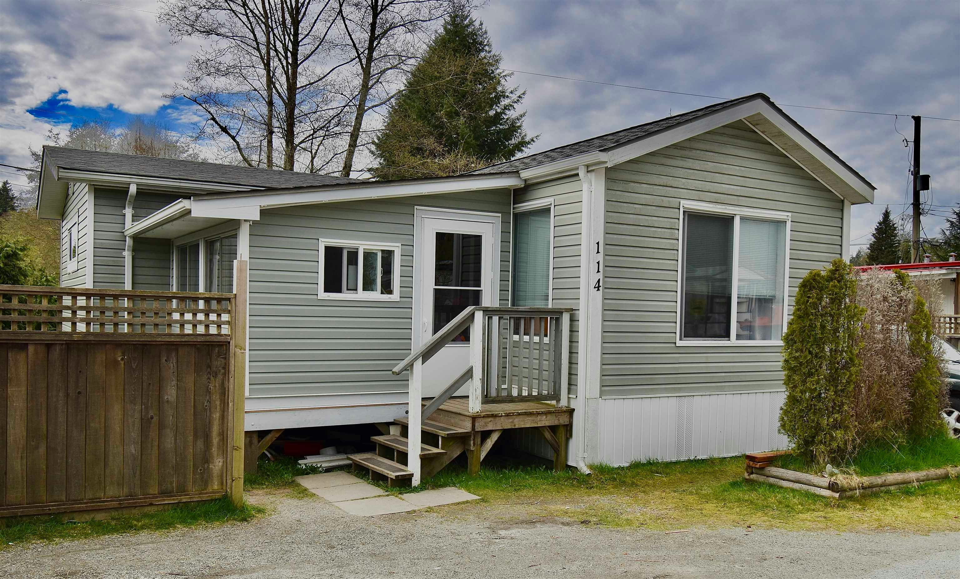 114-1413 Sunshine Coast Highway, Gibsons, BC, V0N 1V5