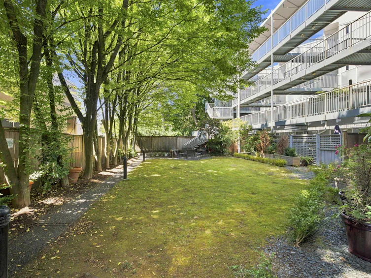108-2020 W 8th Avenue, Vancouver, BC, V6J 1W5 - 32