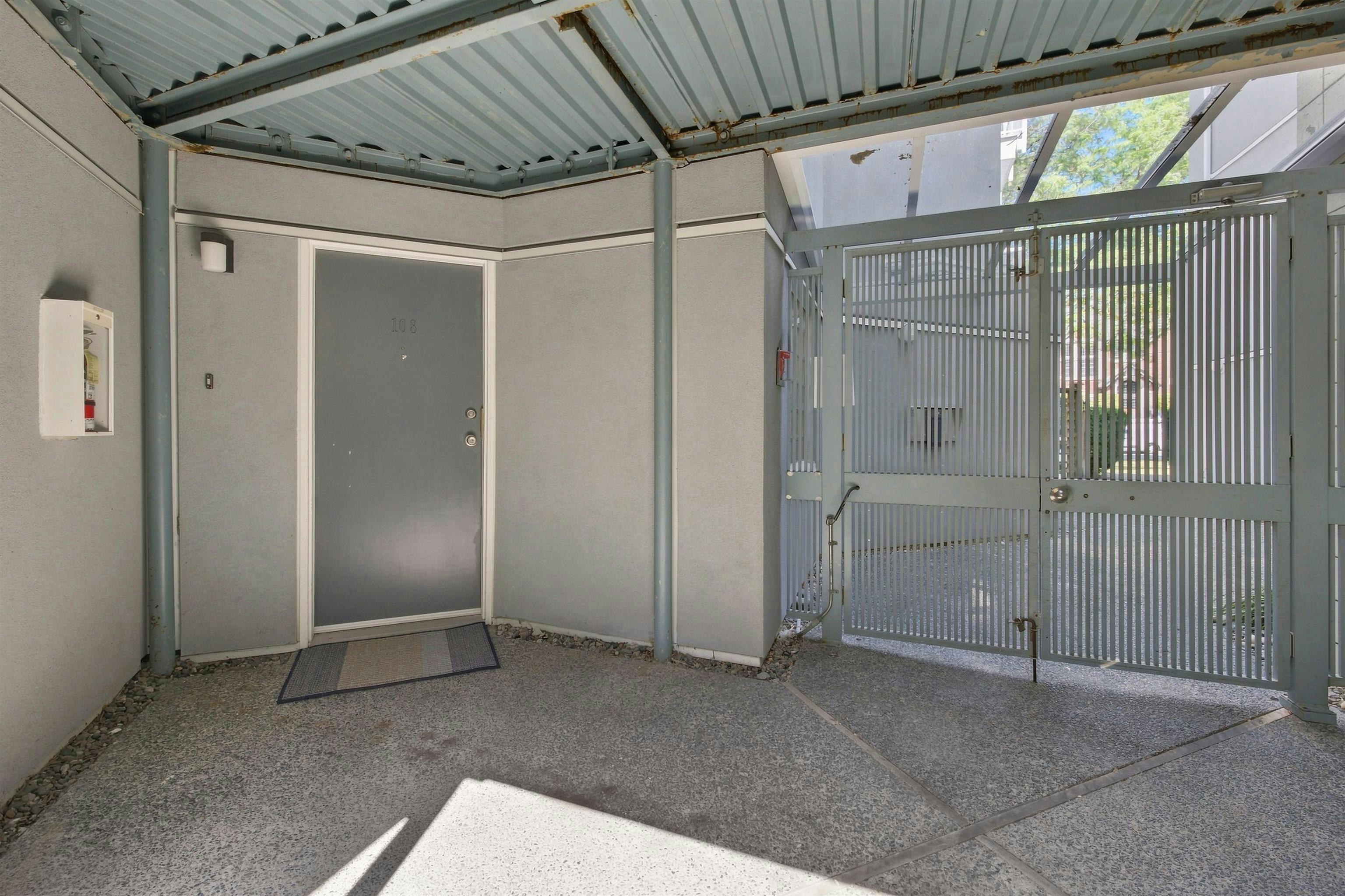 108-2020 W 8th Avenue, Vancouver, BC, V6J 1W5 - 34