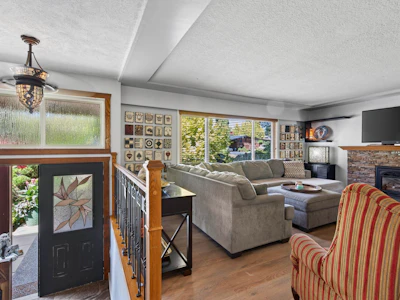 517 Ailsa Avenue - 5