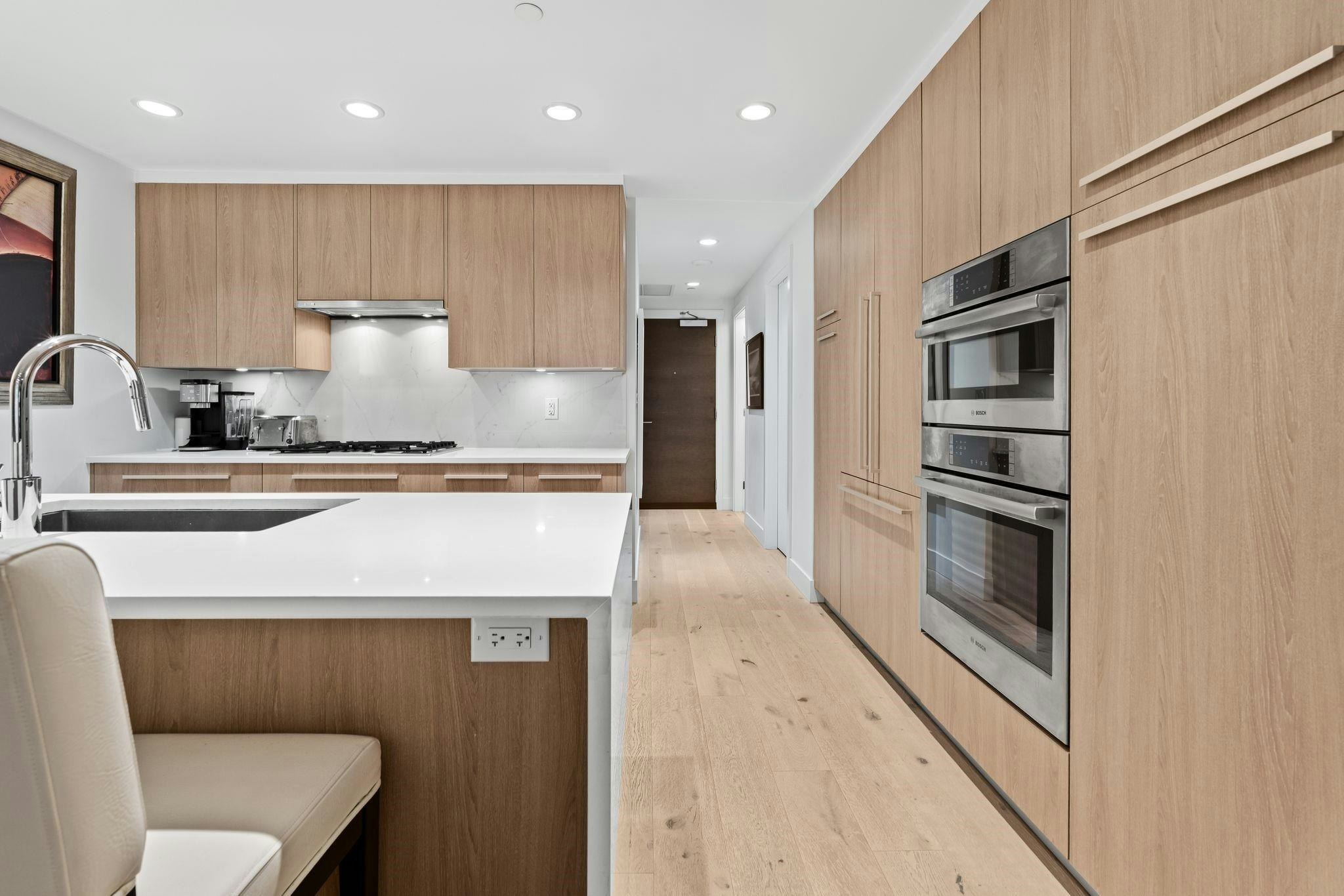 2781 Library Lane, North Vancouver, BC, V7J 0C6 - 14