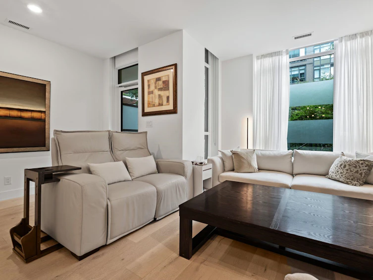 2781 Library Lane, North Vancouver, BC, V7J 0C6 - 4