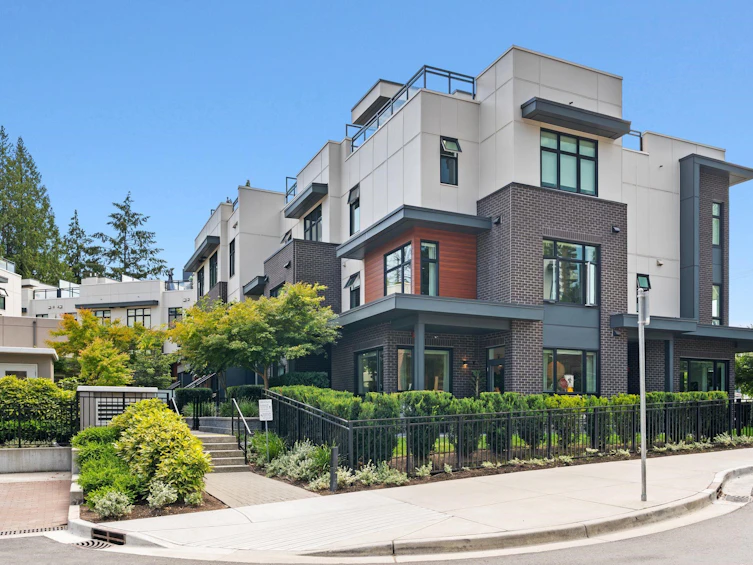 119-2035 Glenaire Drive, North Vancouver, BC, V7P 1Y2