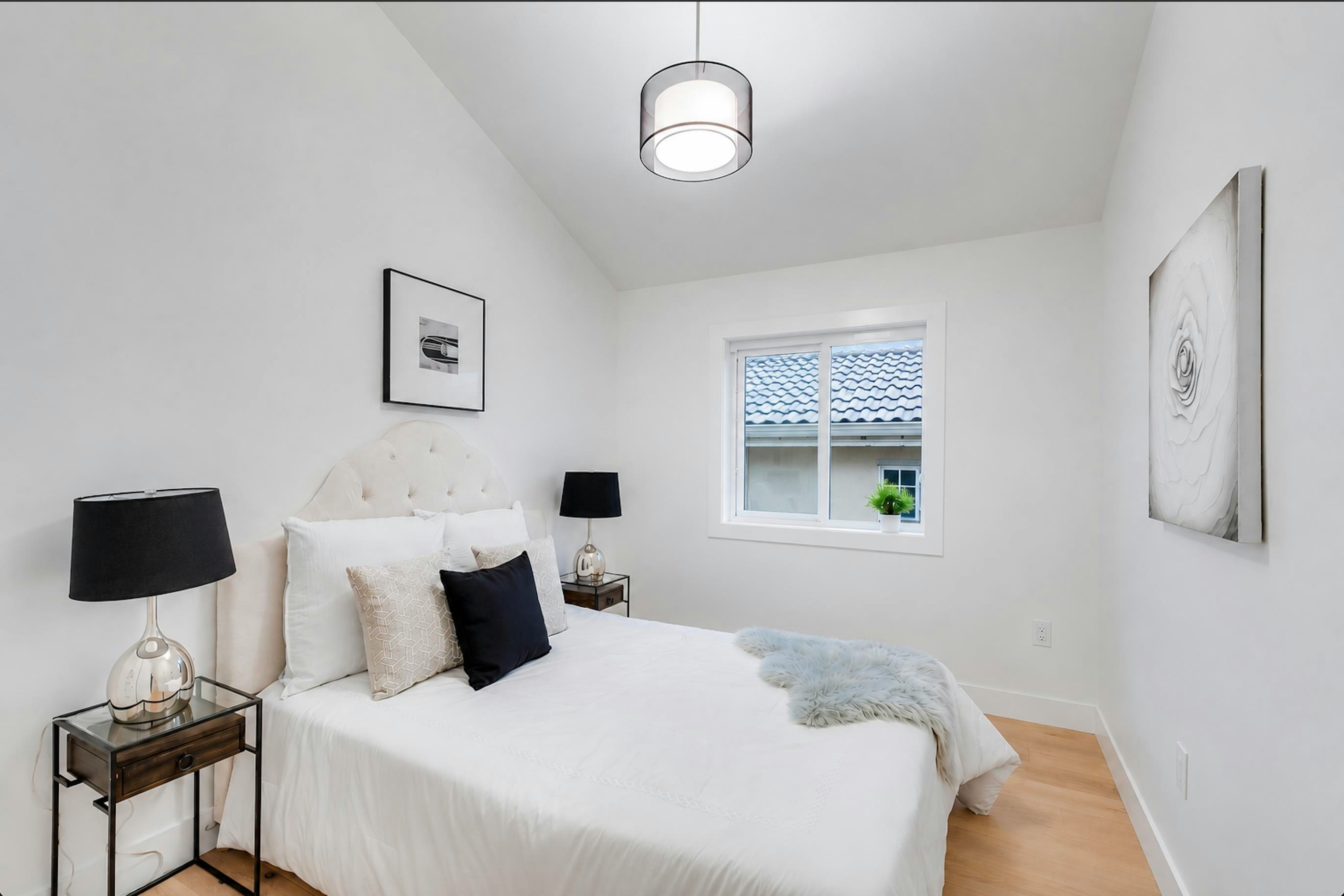 1234 E 19th Avenue, Vancouver, BC, V5V 1L3 - 18