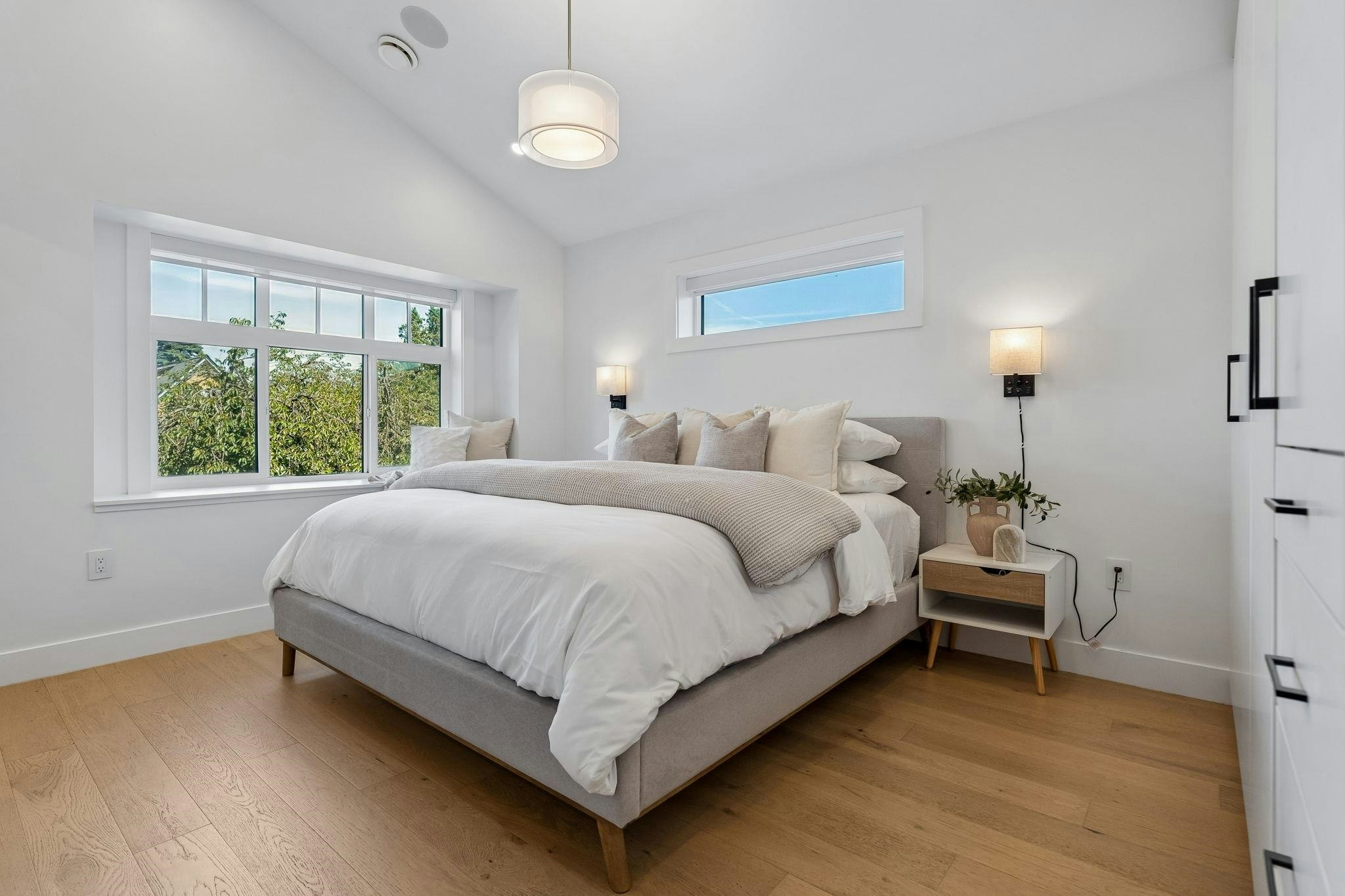 1234 E 19th Avenue, Vancouver, BC, V5V 1L3 - 14