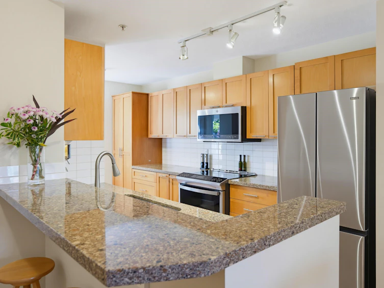 202-4238 Albert Street, Burnaby, BC, V5C 6T1 - 13
