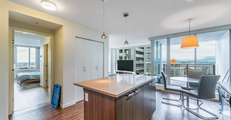 3502-13325 102a Avenue, Surrey, BC, V3T 0J5 - 2