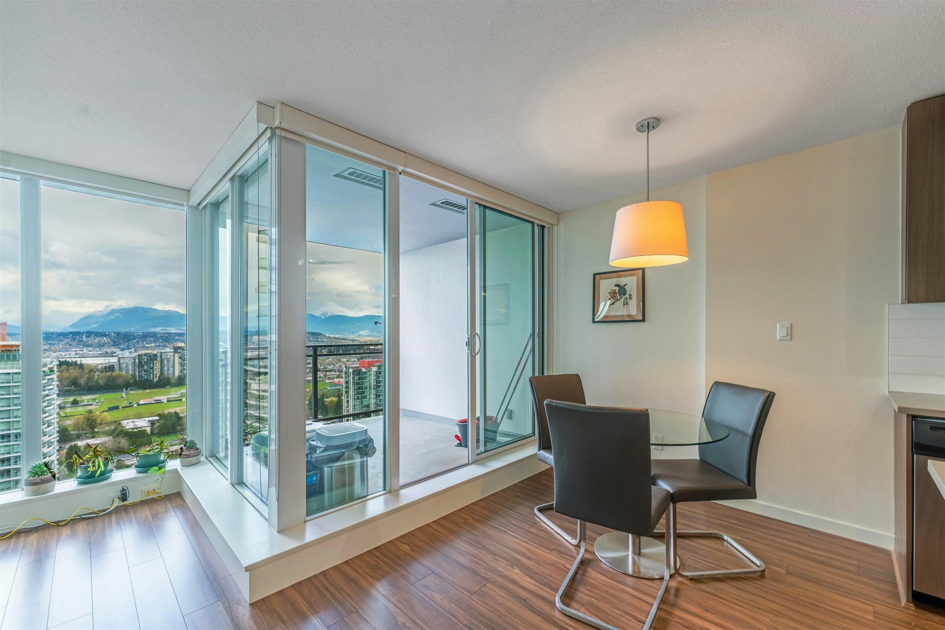 3502-13325 102a Avenue, Surrey, BC, V3T 0J5 - 7