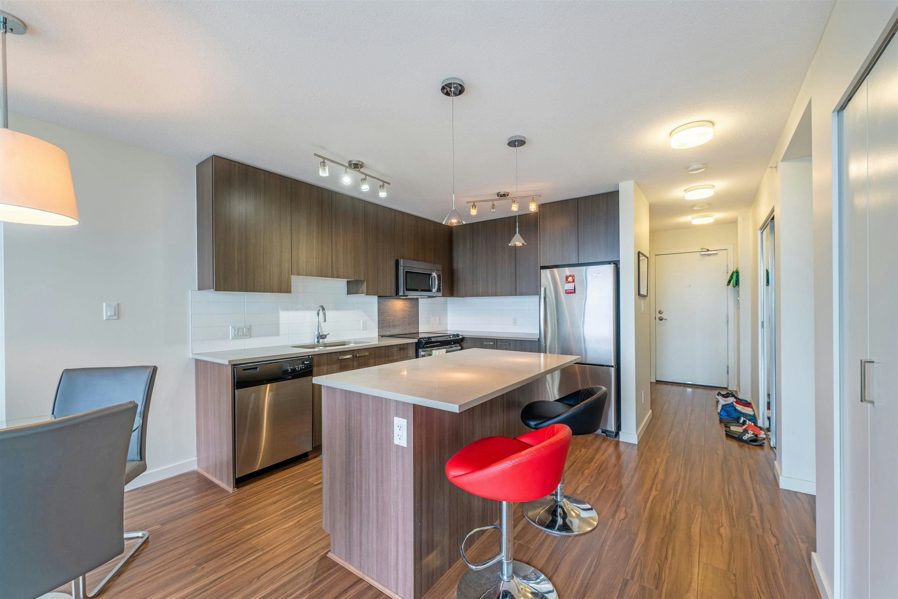 3502-13325 102a Avenue, Surrey, BC, V3T 0J5 - 3