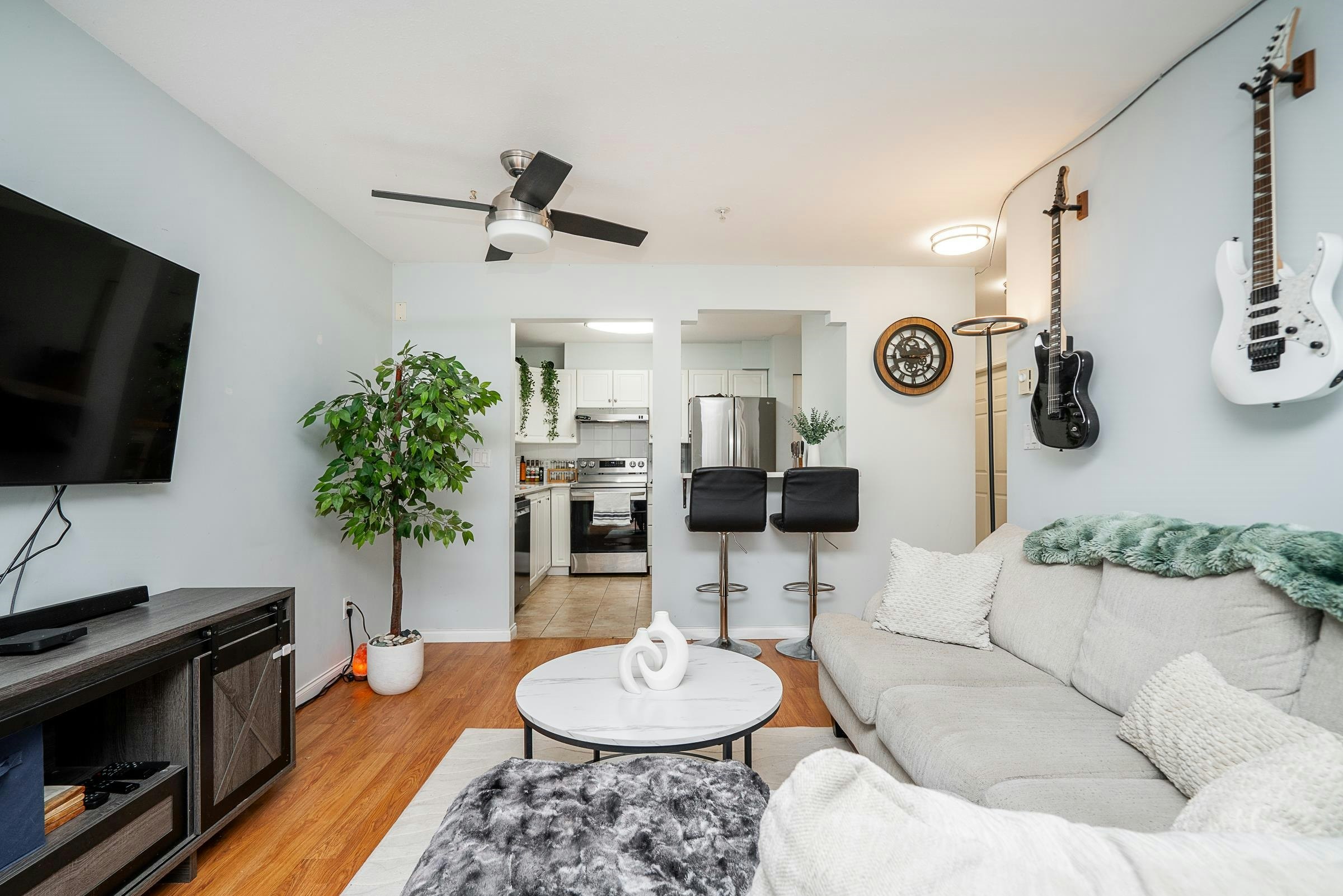 212-12733 72 Avenue, Surrey, BC, V3W 2M7 - 11