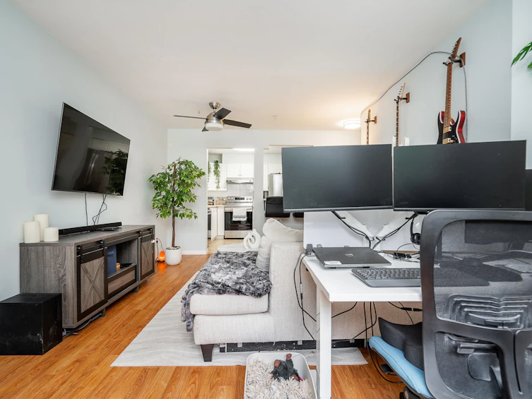 212-12733 72 Avenue, Surrey, BC, V3W 2M7 - 14