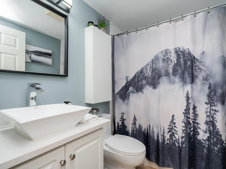 212-12733 72 Avenue, Surrey, BC, V3W 2M7 - 12