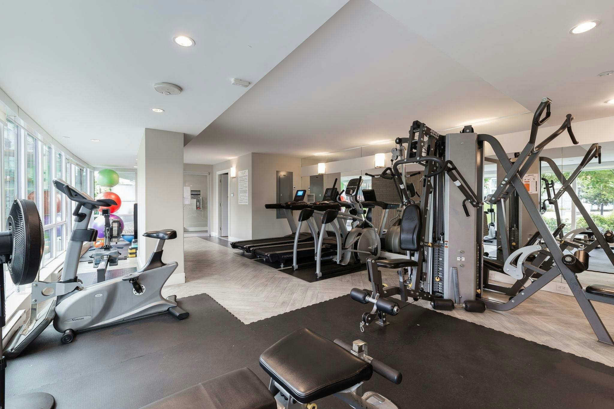 2806-4189 Halifax Street, Burnaby, BC, V5C 0H9 - 36