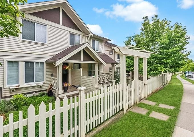 41-4401 Blauson Boulevard, Abbotsford, BC, V3G 0A4