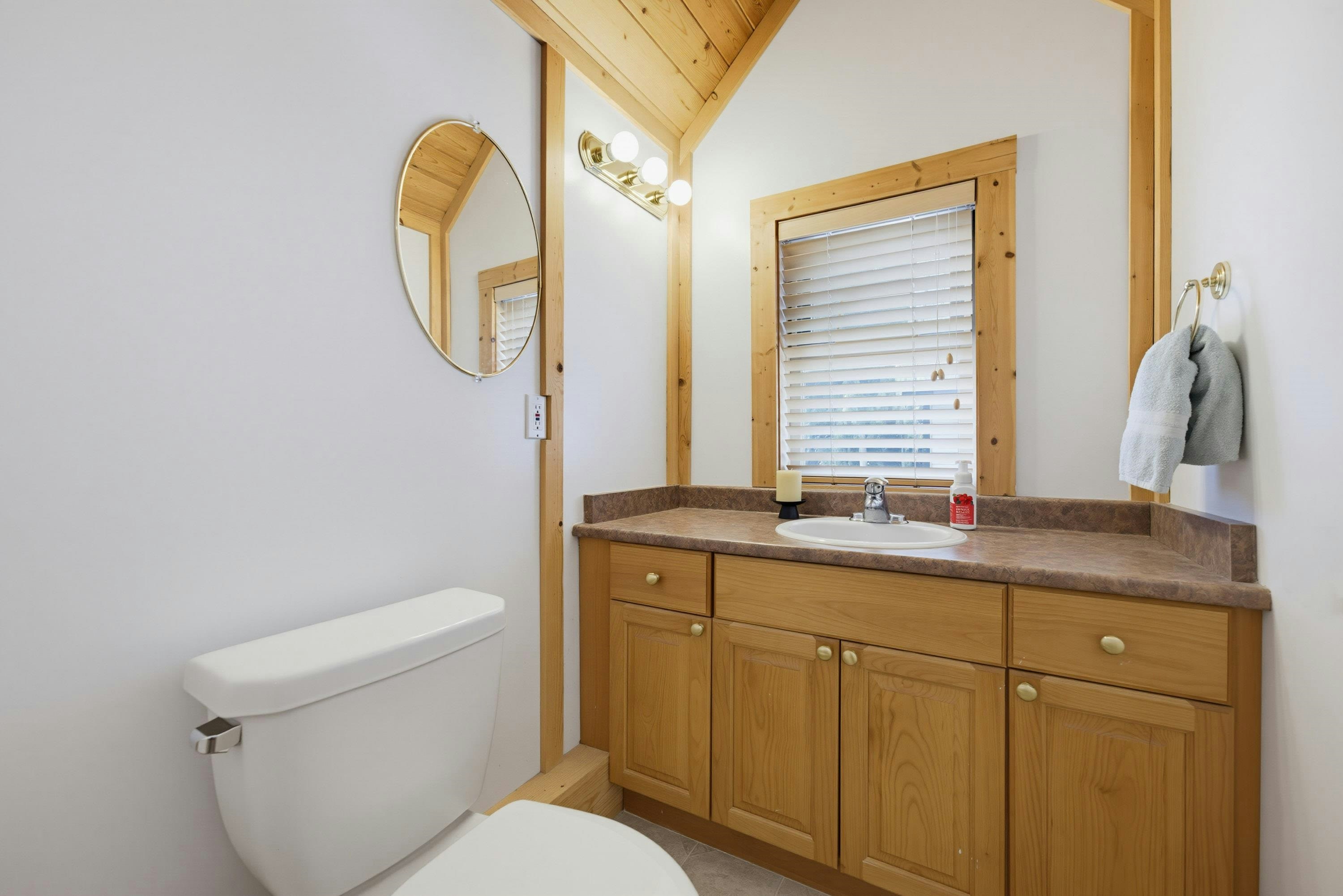 71788 Meadow Road, Hope, BC, V0X 1L5 - 19