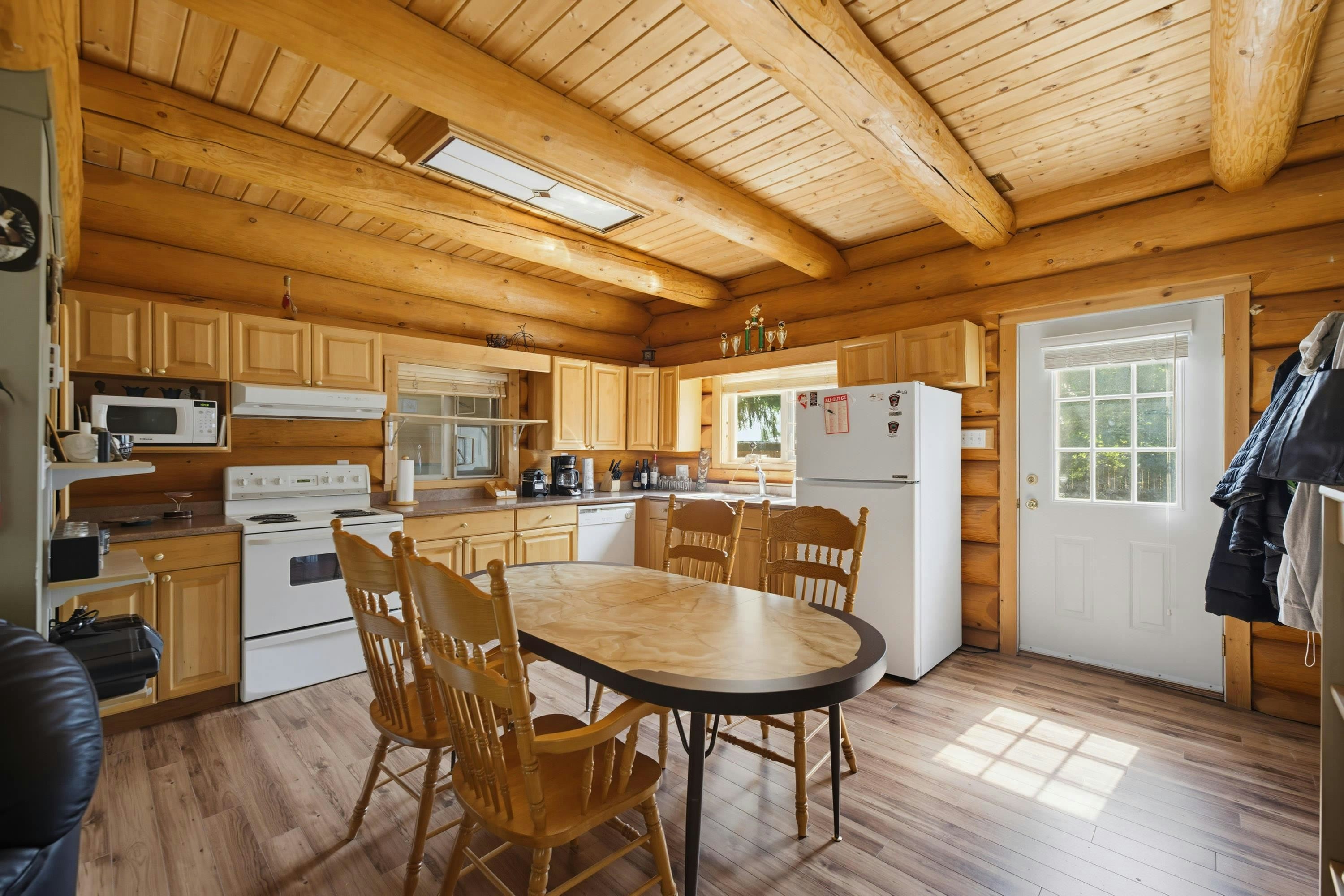 71788 Meadow Road, Hope, BC, V0X 1L5 - 9