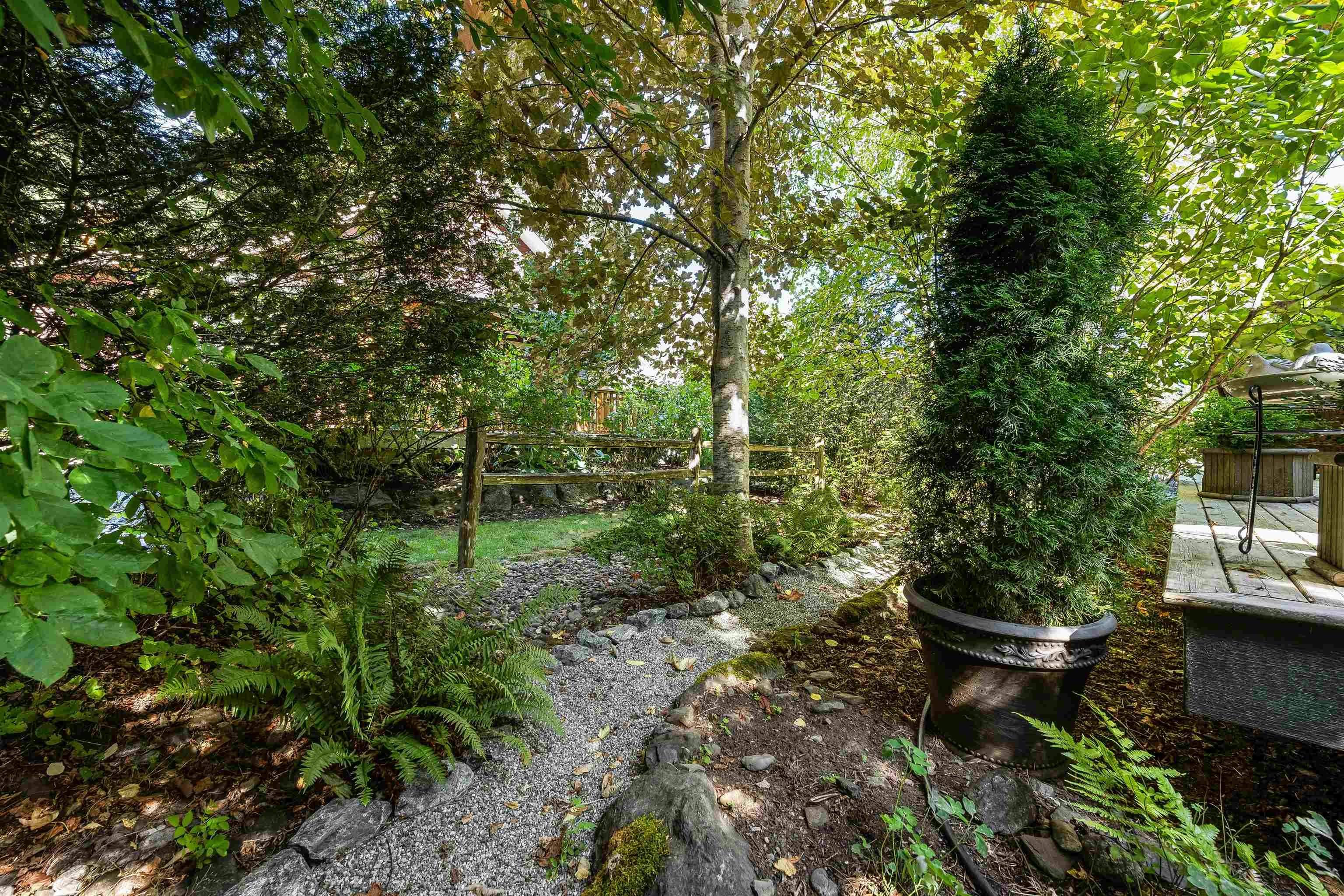 1845 Mossy Green Way, Cultus Lake, BC, V2R 0E1 - 37