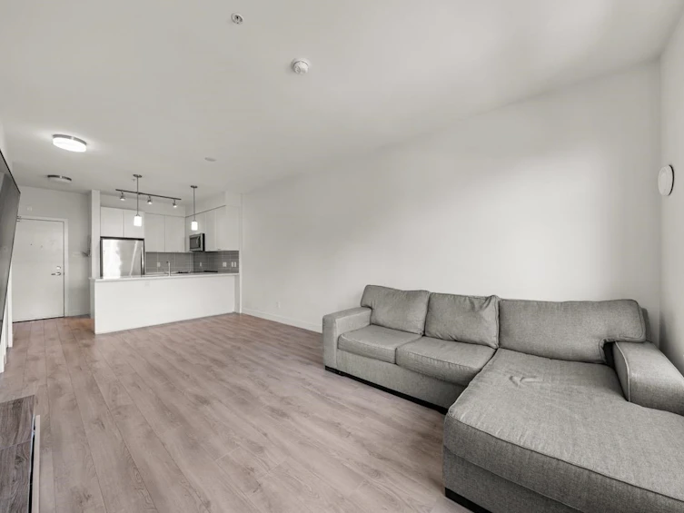 312-828 Gauthier Avenue, Coquitlam, BC, V3K 0E9 - 3