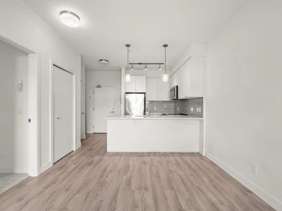 312-828 Gauthier Avenue - 5