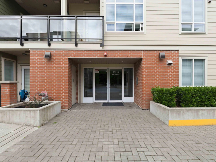 E405-20211 66 Avenue, Langley, BC, V2Y 0L4 - 40