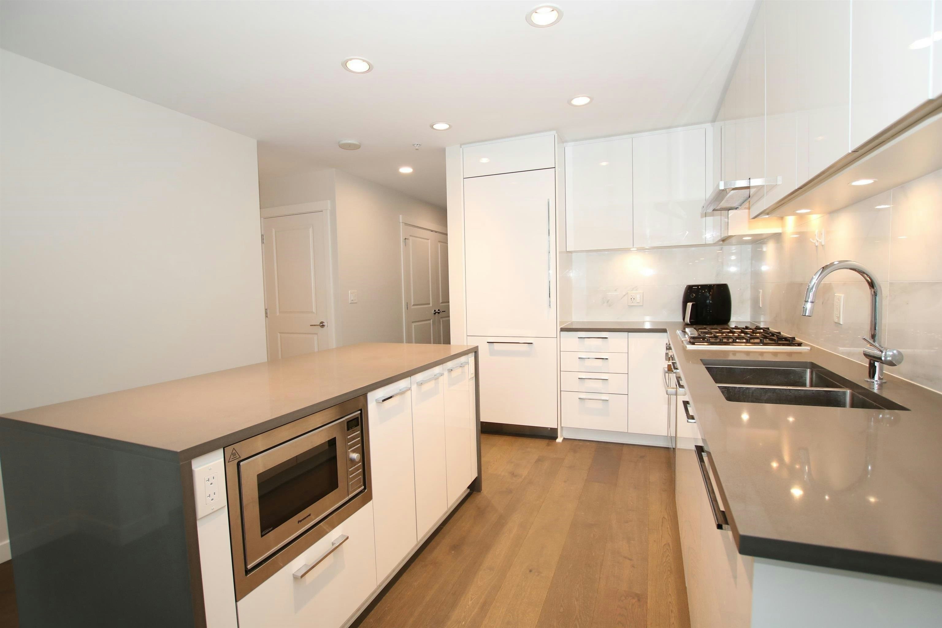 1107-3487 Binning Road, Vancouver, BC, V6S 0K8 - 3