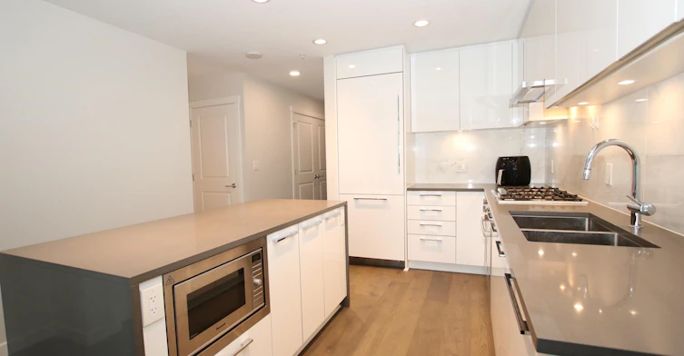 1107-3487 Binning Road, Vancouver, BC, V6S 0K8 - 3