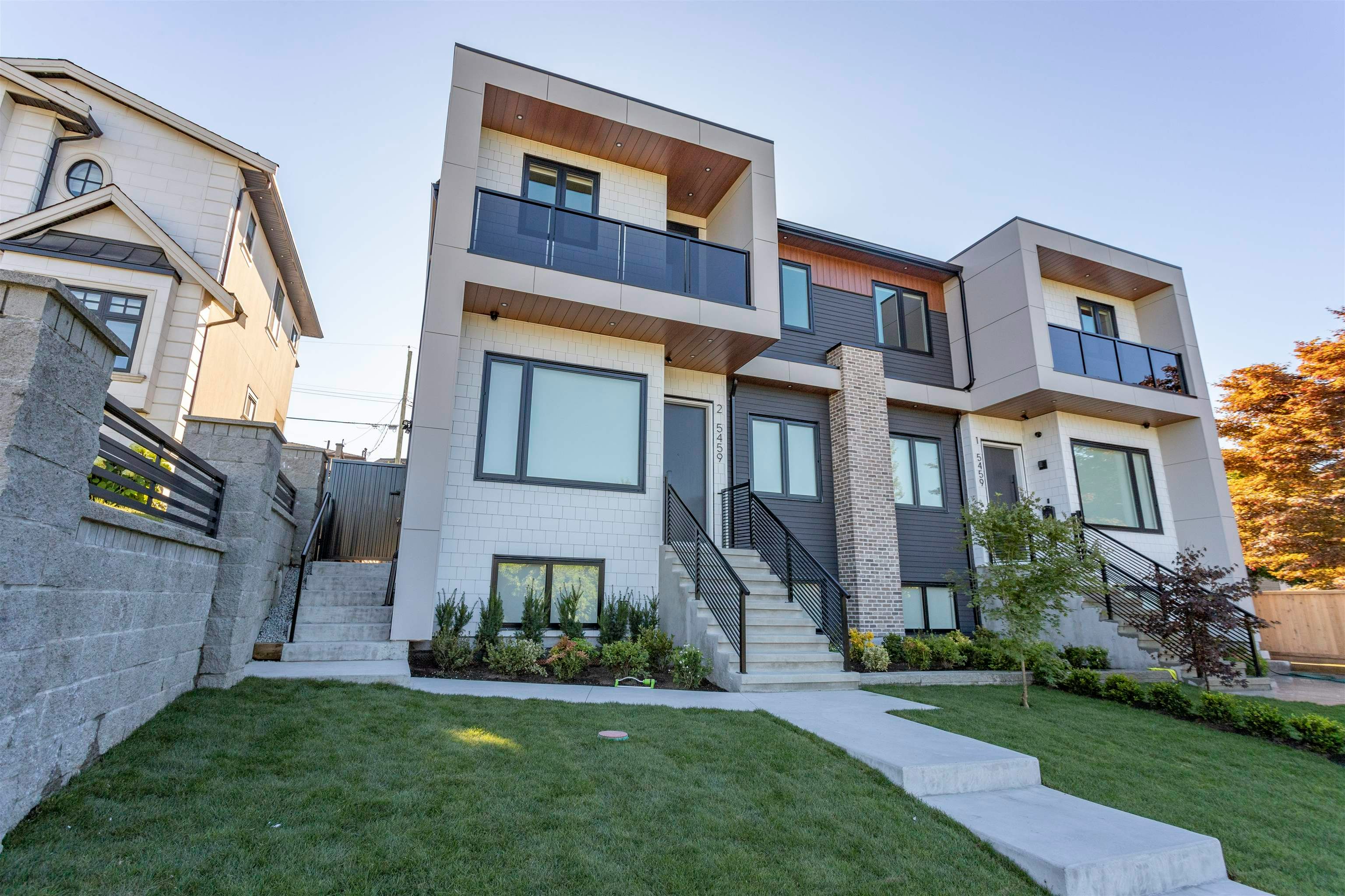 2-5459 Forglen Drive, Burnaby, BC, V5H 3K8