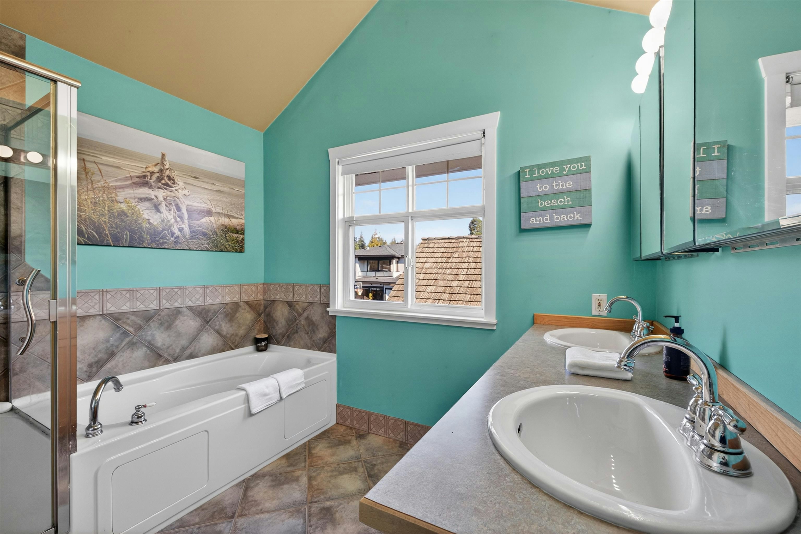 1930 140 Street, Surrey, BC, V4A 4H3 - 25