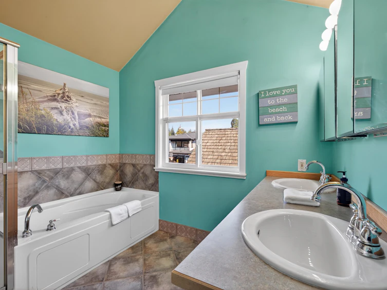 1930 140 Street, Surrey, BC, V4A 4H3 - 25