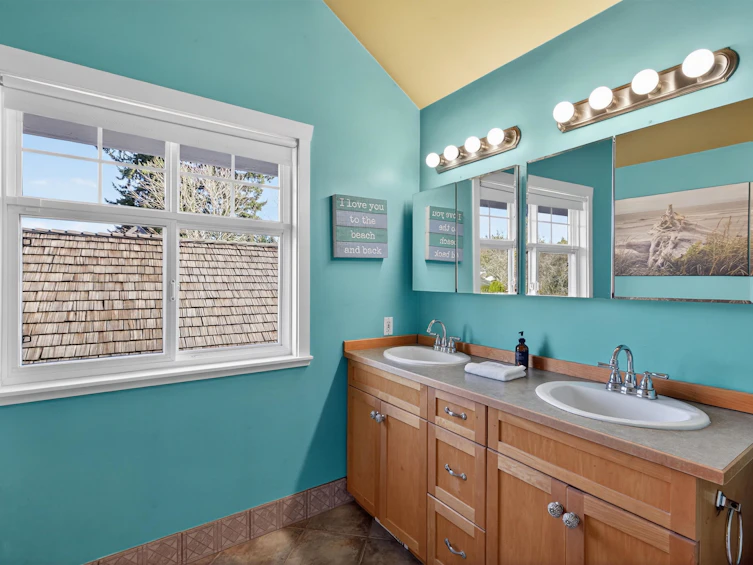 1930 140 Street, Surrey, BC, V4A 4H3 - 24