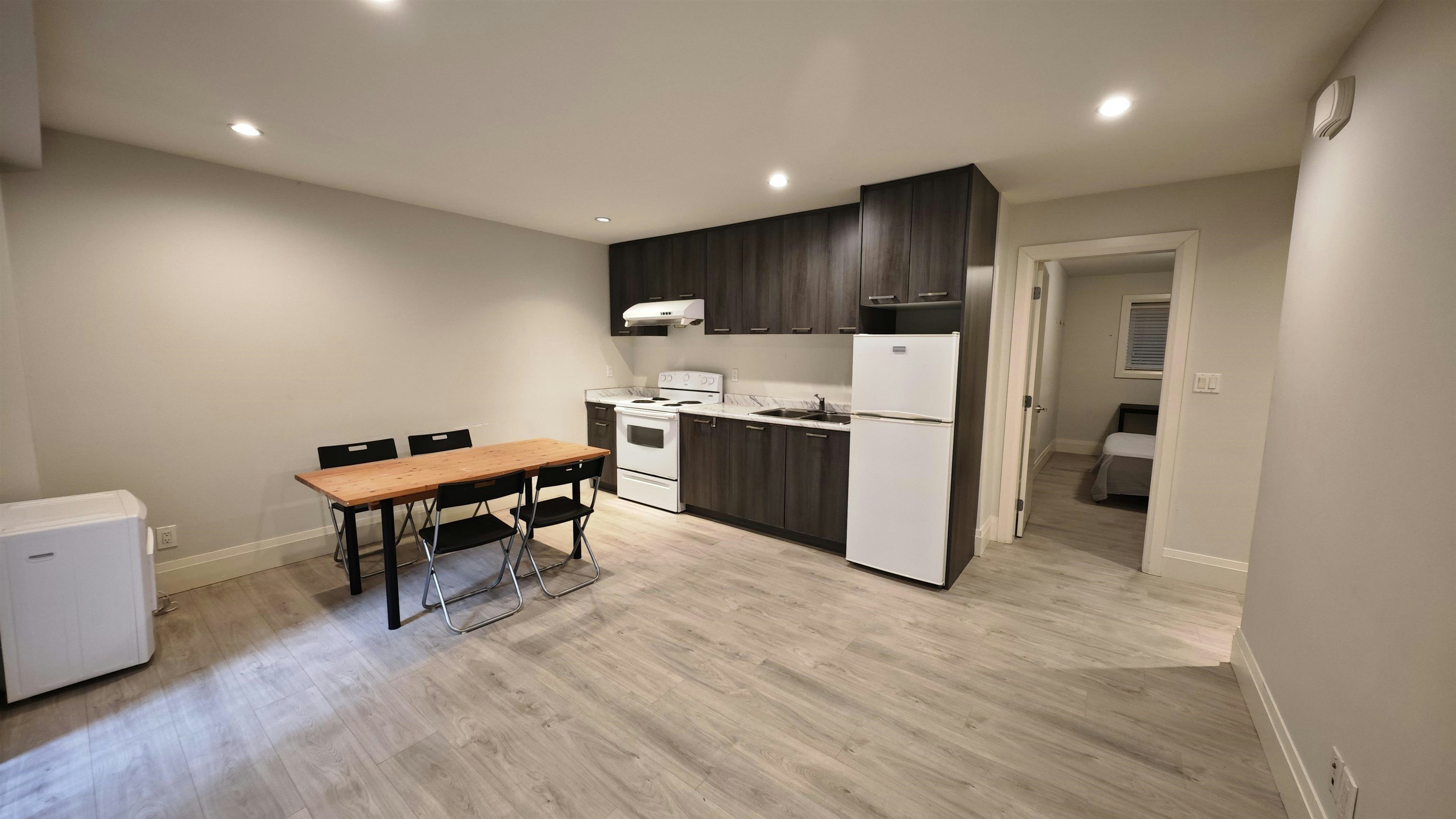 B2-5865 Gilpin St 5865 Gilpin St, Burnaby, BC, V5G 2J1 - 2
