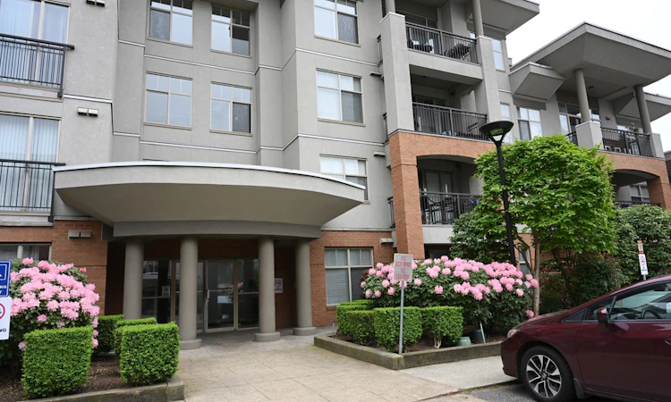 202-33545 Rainbow Avenue