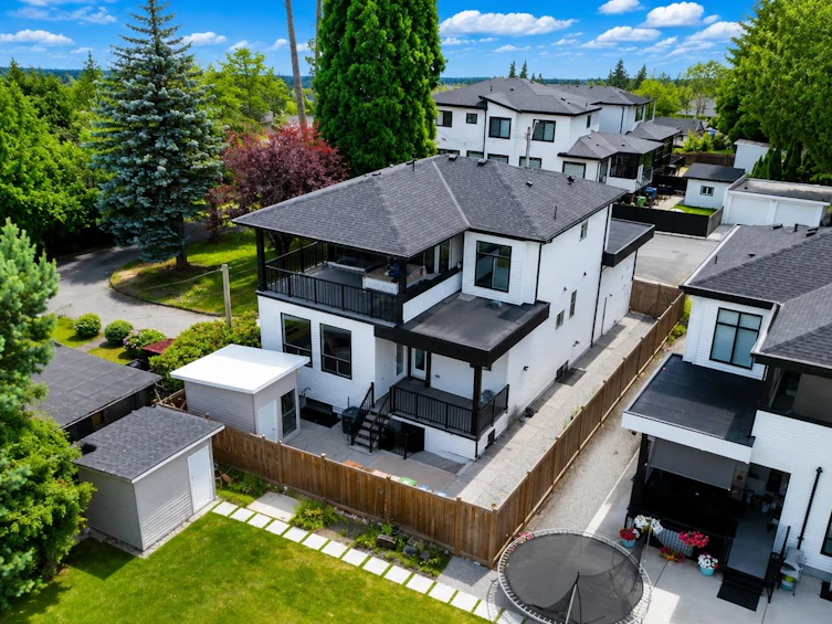 33682 Busby Road, Abbotsford, BC, V2S 1V2 - 35