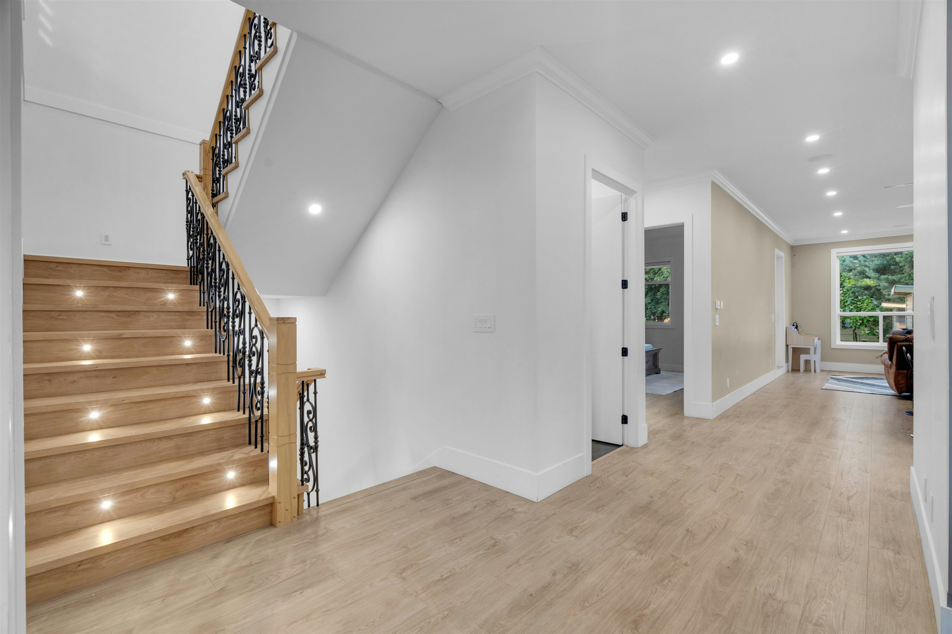 33682 Busby Road, Abbotsford, BC, V2S 1V2 - 10