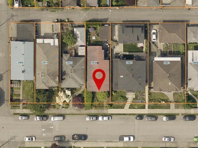 2935 Adanac Street, Vancouver, BC, V5K 2N4