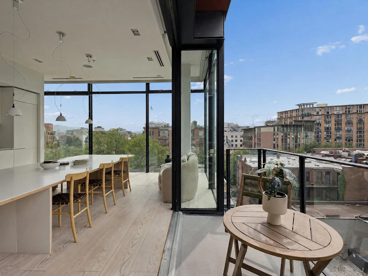 PH 602-12 Water Street, Vancouver, BC, V6B 1A5 - 8