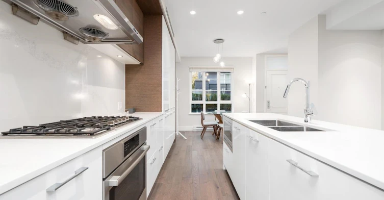 6-238 W 62nd Avenue, Vancouver, BC, V5X 0G7 - 4