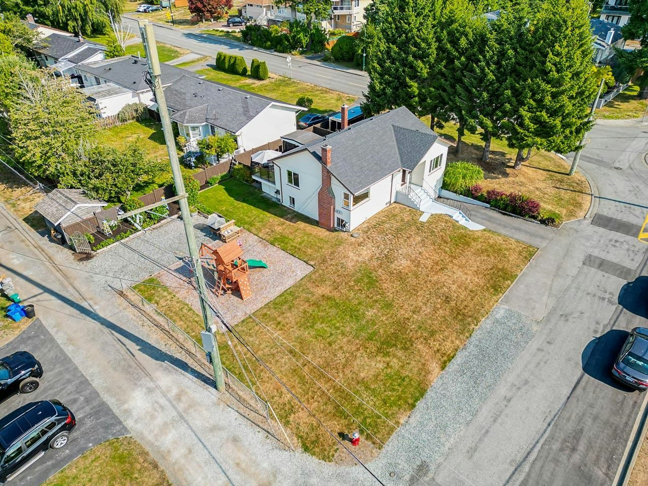 1033 Cypress Street, Surrey, BC, V4B 4H1 - 33