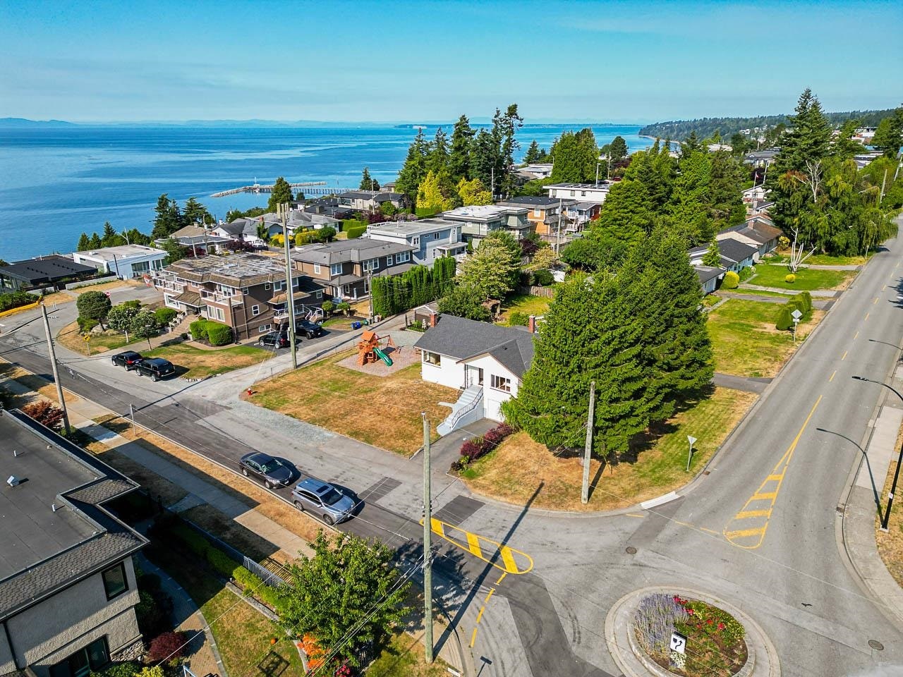 1033 Cypress Street, Surrey, BC, V4B 4H1