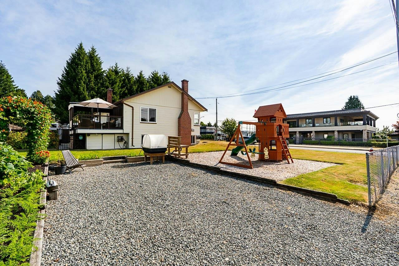1033 Cypress Street, Surrey, BC, V4B 4H1 - 31