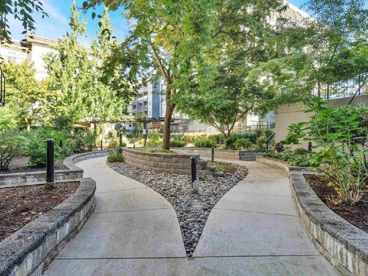 425-13789 107a Avenue, Surrey, BC, V3T 0B8 - 15